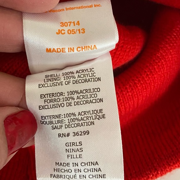 BUNDLE OF TWO Minnie & Dora Winter Hat . - Picture 9 of 11